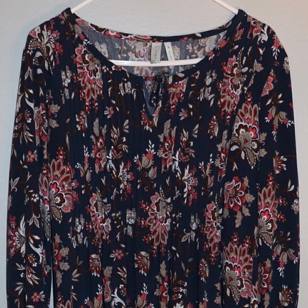SAHALIE Size Medium Tunic Dress Boho NavyFloral Pleated Bodice. Size M